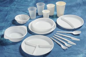 disposable plastic dinnerware sets