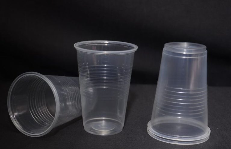 Value disposable plastic glass material size