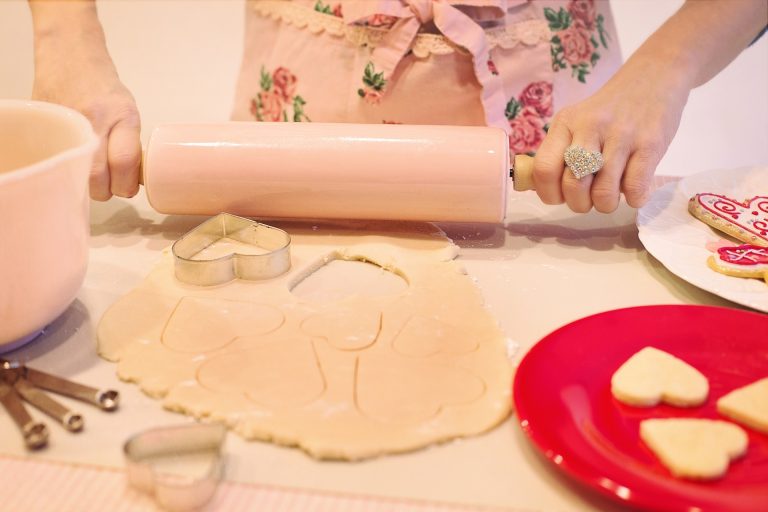 plastic rolling pins for baking make cooking the most enjoyable