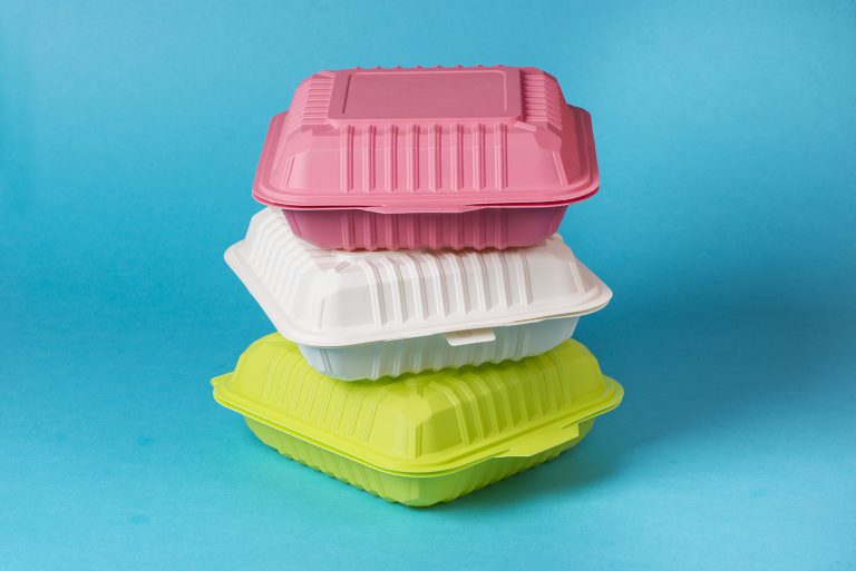 Disposable Plastic Plates with Cover