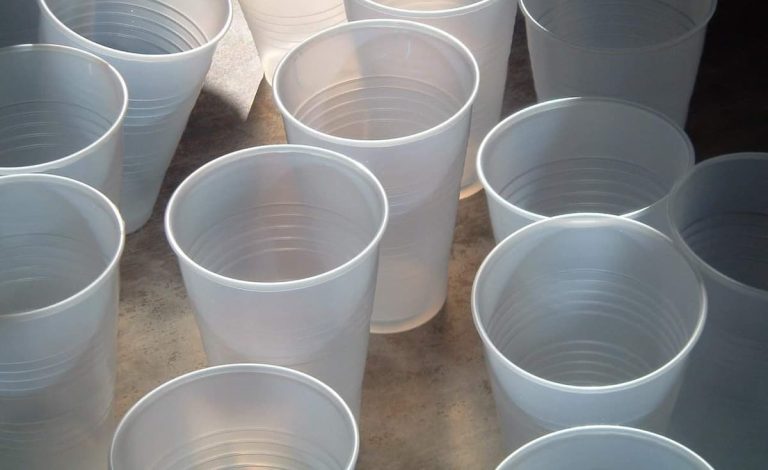 wholesale plastic cups