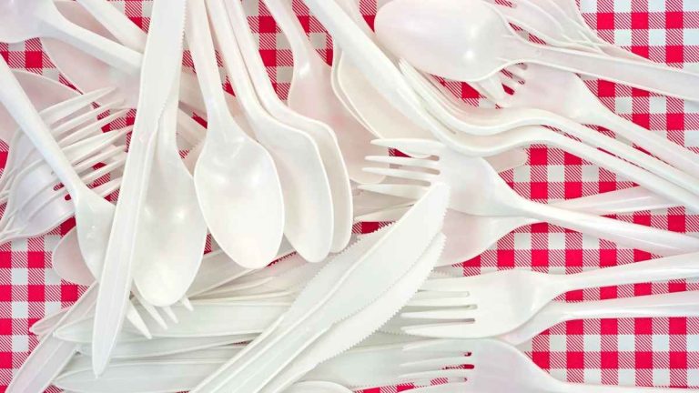 Plastic utensils