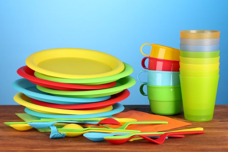 Recycled plastic kitchenware