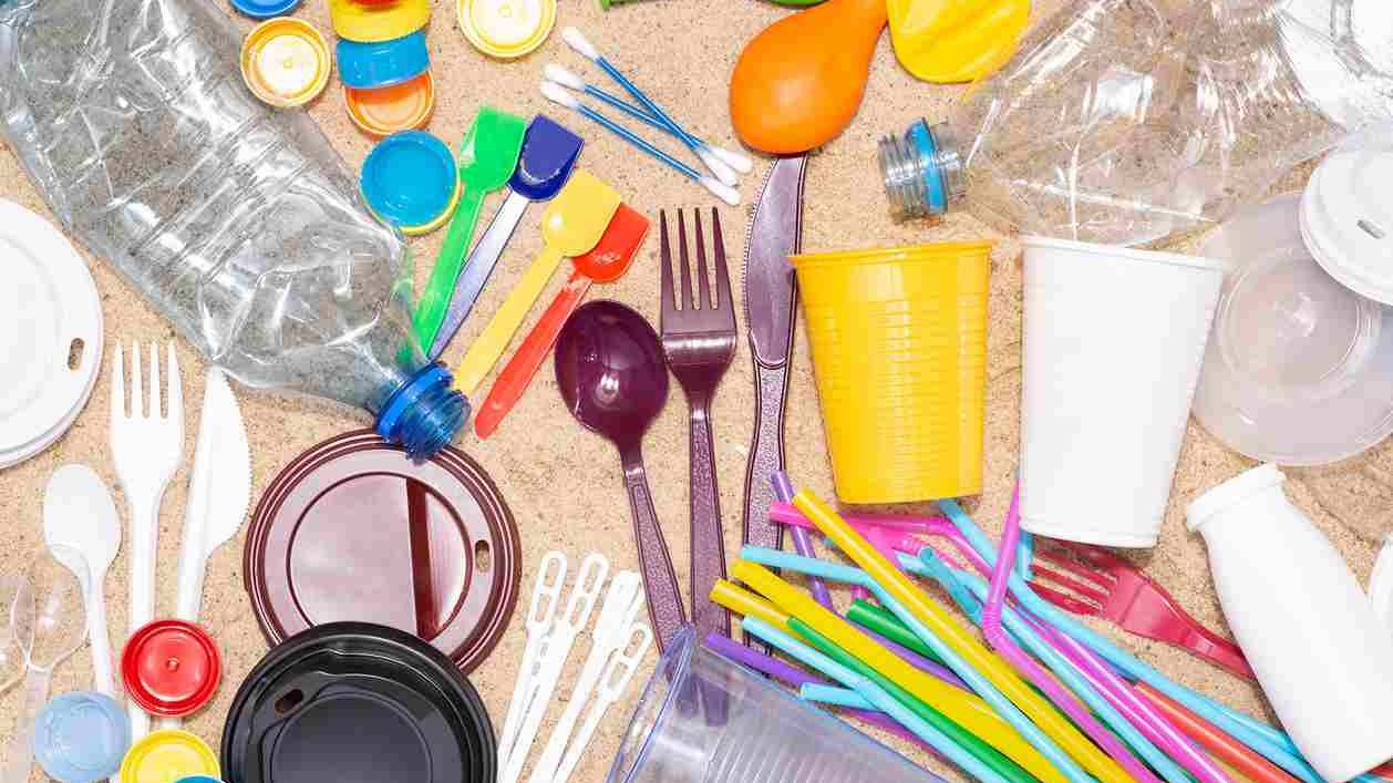  buy the best types of plastic materials at a cheap price 